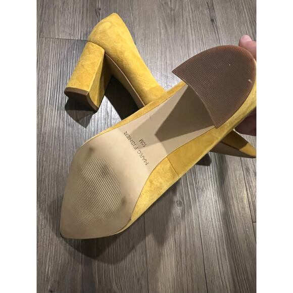 Marc Fisher mustard Heels - Picture 4 of 5